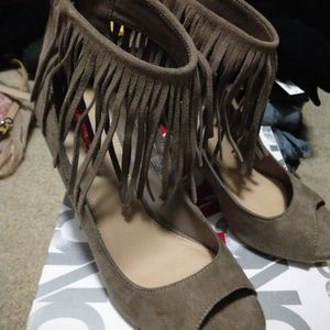 Peep toe heels with fringe